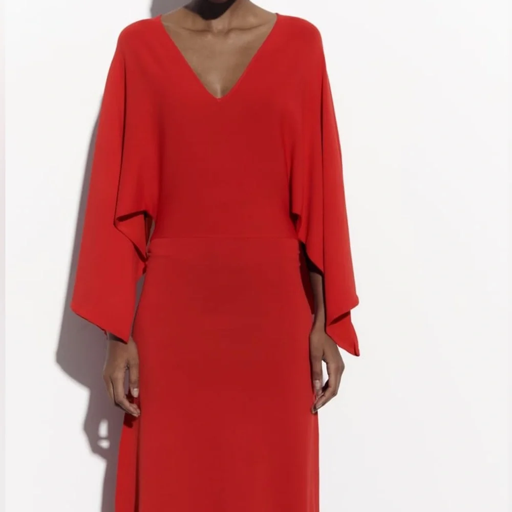 Zara Cape Sleeve Knit Dress - Picture 8 of 11